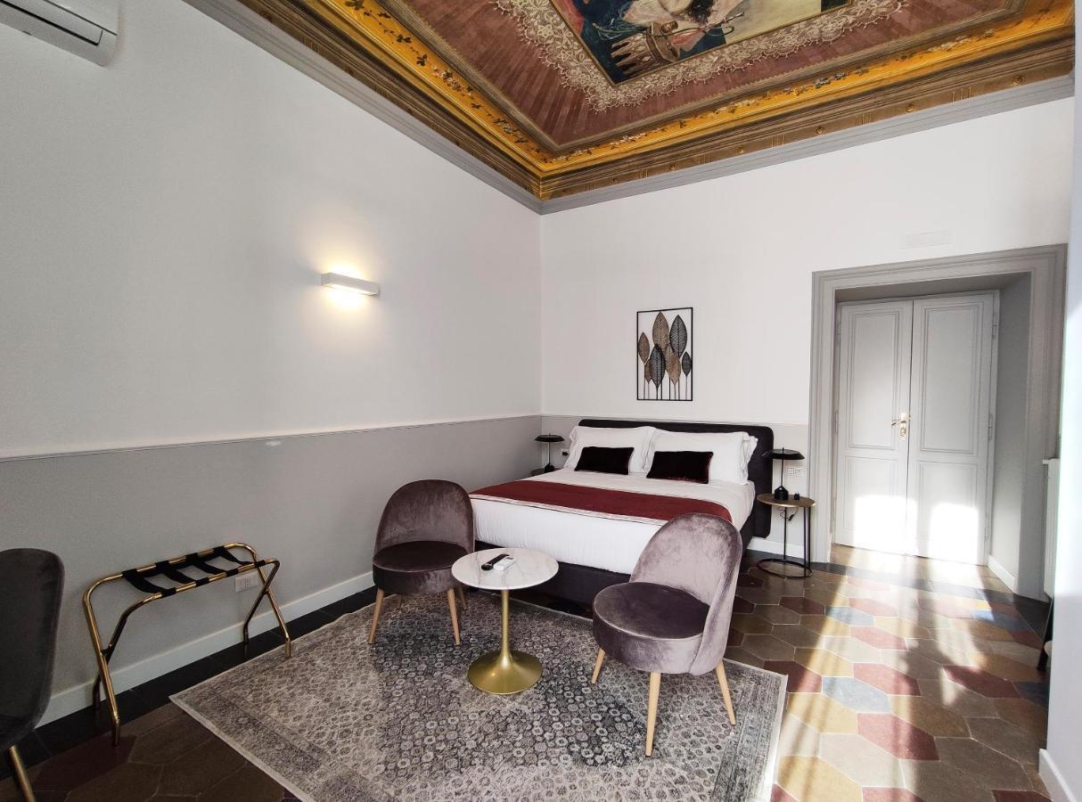Visconti Suites By Fna Hospitality Roma エクステリア 写真